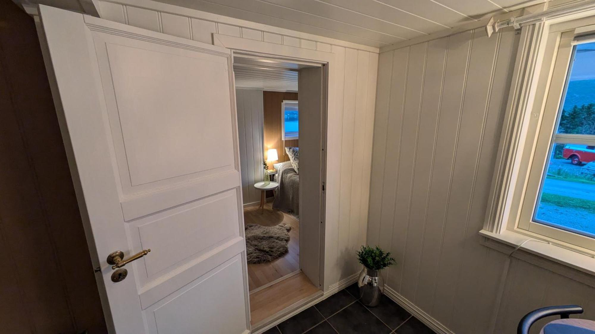 Exclusive And Cosy! Sea And Mountian View - Superfast Wifi, Washer And More Included Sortland Eksteriør bilde