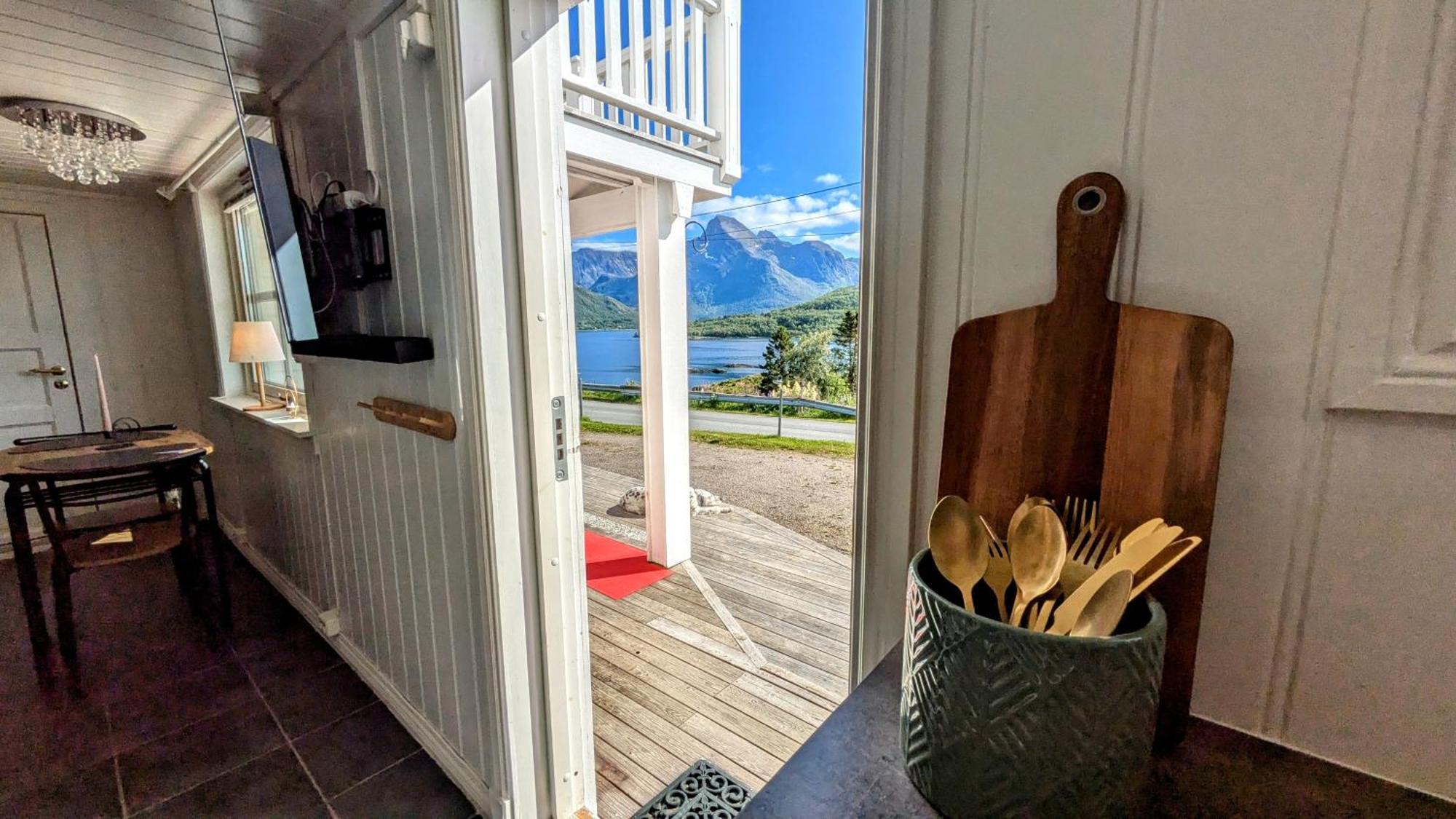 Exclusive And Cosy! Sea And Mountian View - Superfast Wifi, Washer And More Included Sortland Eksteriør bilde